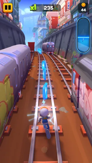 地铁跑酷冲浪者之城玩法: 地铁跑酷冲浪者之城玩法: