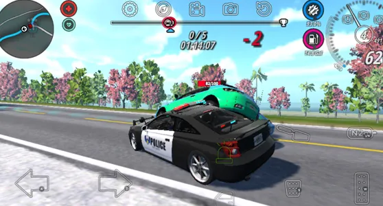 警察追逐模拟器怎么修车