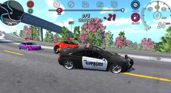owrc警察追逐模拟器无限金币版特色：