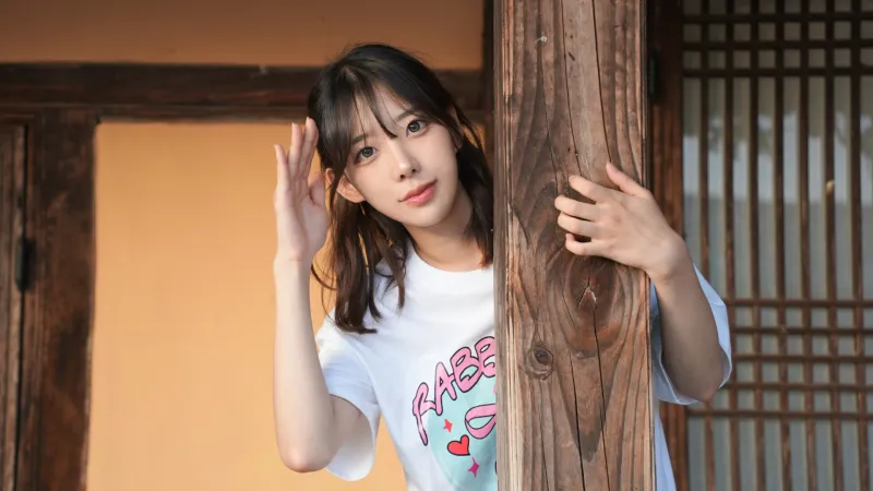 夏日美女欧巴请和我恋爱吧手游免费下载截图1